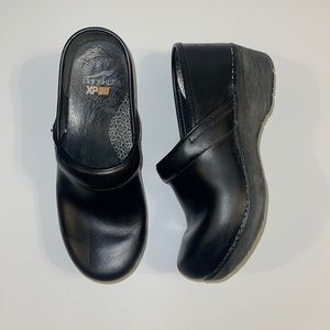 Dansko XP 2.0 Classic black leather size 37